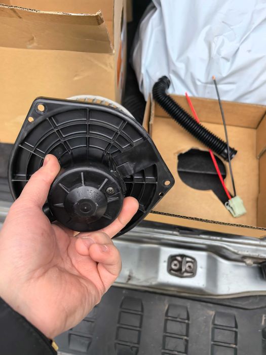 Вентилатор за парното на нисан патрол у61