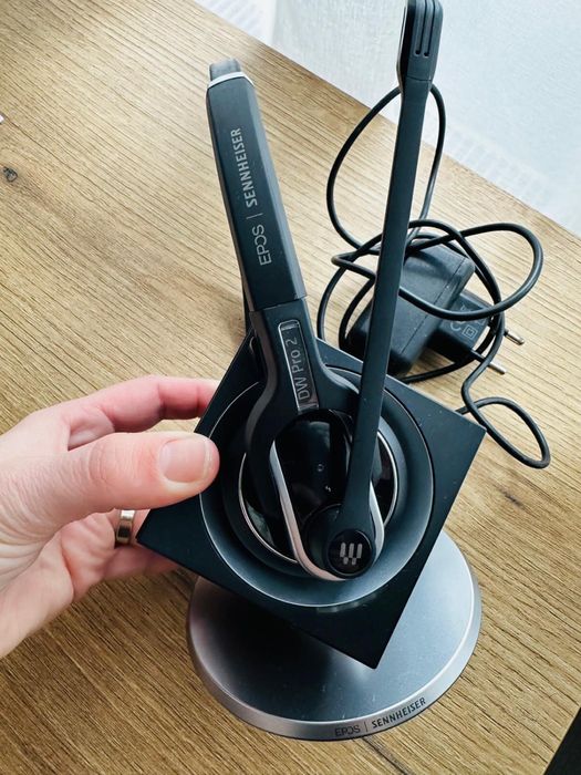 Se vand casti Sennheiser Epos