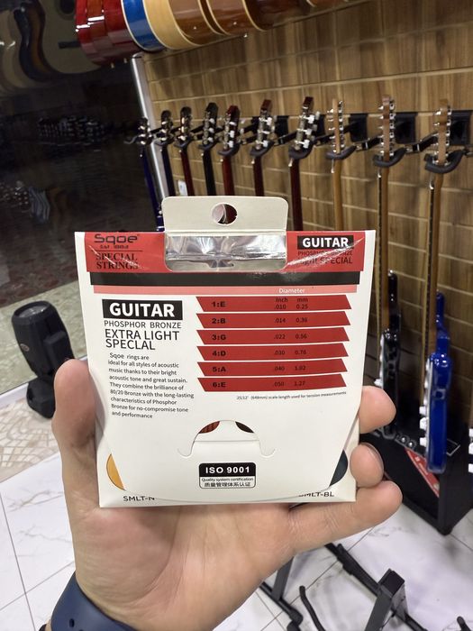 Gitara struna akustika