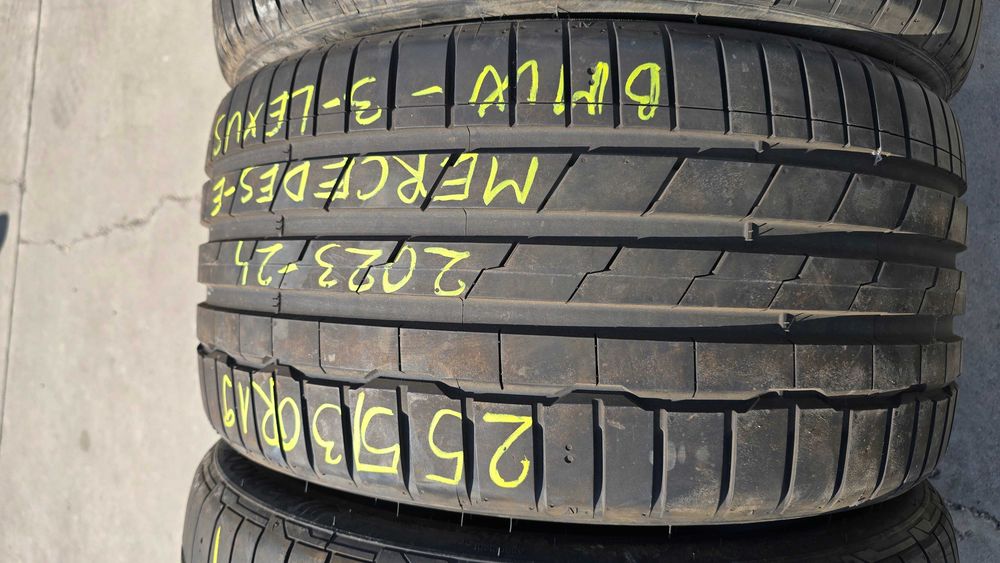 Anvelope Bmw Hankook 235/35r19 fata -255/30r19 spate