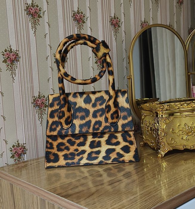 Сумка Жак Мюс леопард