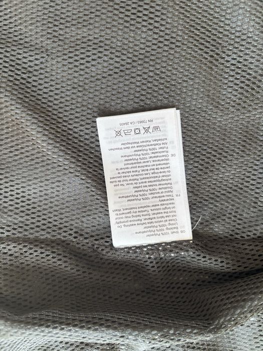 Дамска ветровка на Helly Hansen