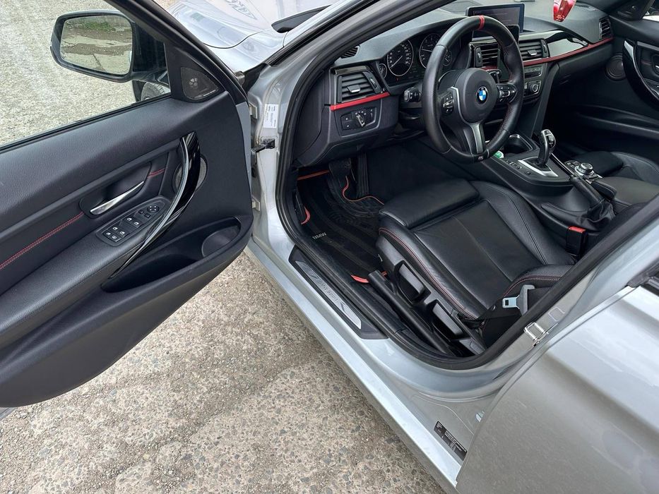 BMW Seria 3 F30 320D
