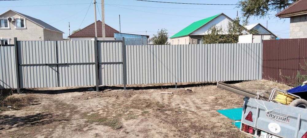 Установка заборов ограничения