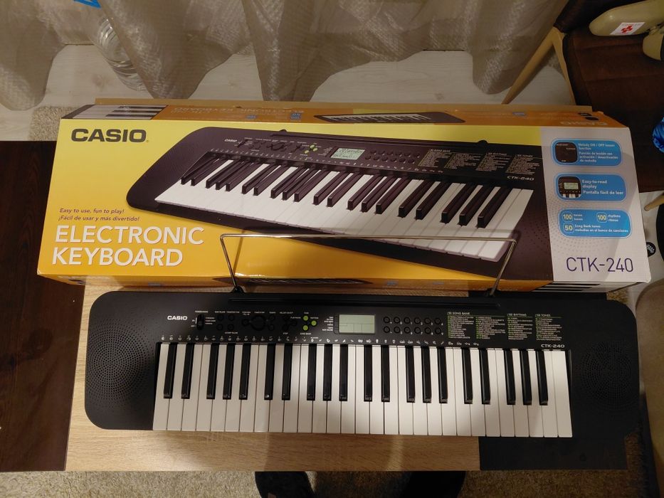 Синтезатор  CASIO  CTK 240