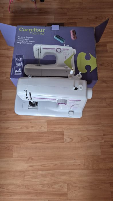 Masina de cusut electrica portabila