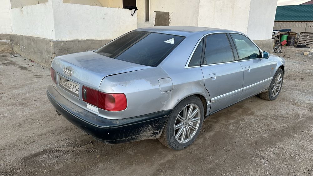 Сатылымда Ауди а8 д2