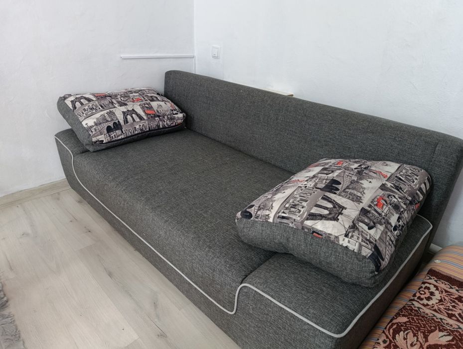 Продам диван в отличном состоянии