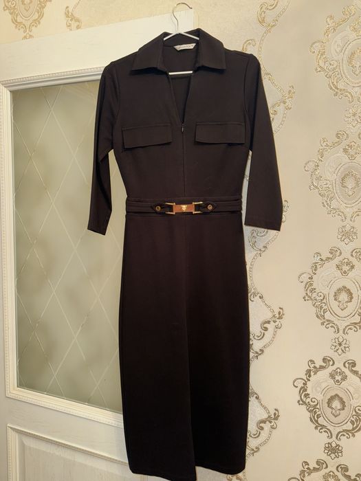 Продам платье черного цвета