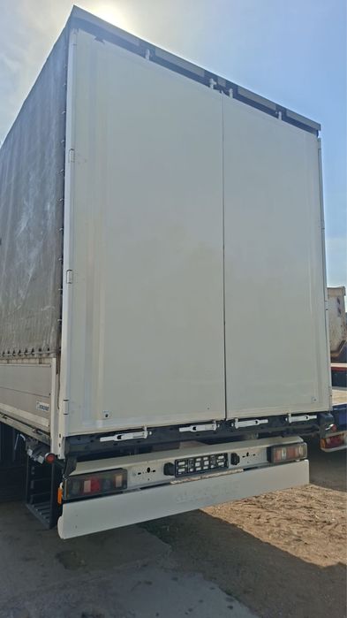 Прицеп полуприцеп
