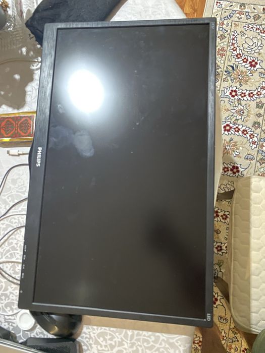 Продам монитор Philips