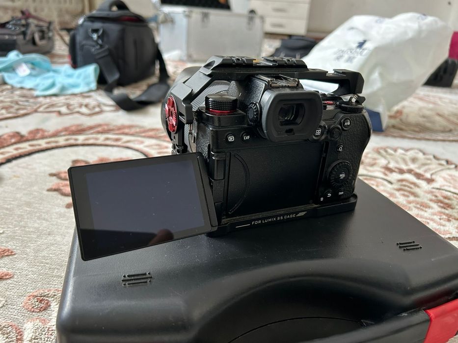 Lumix s5 сатлады