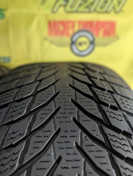 215/55R17 Nokian 6,5-6mm 2021-20 stare foarte buna