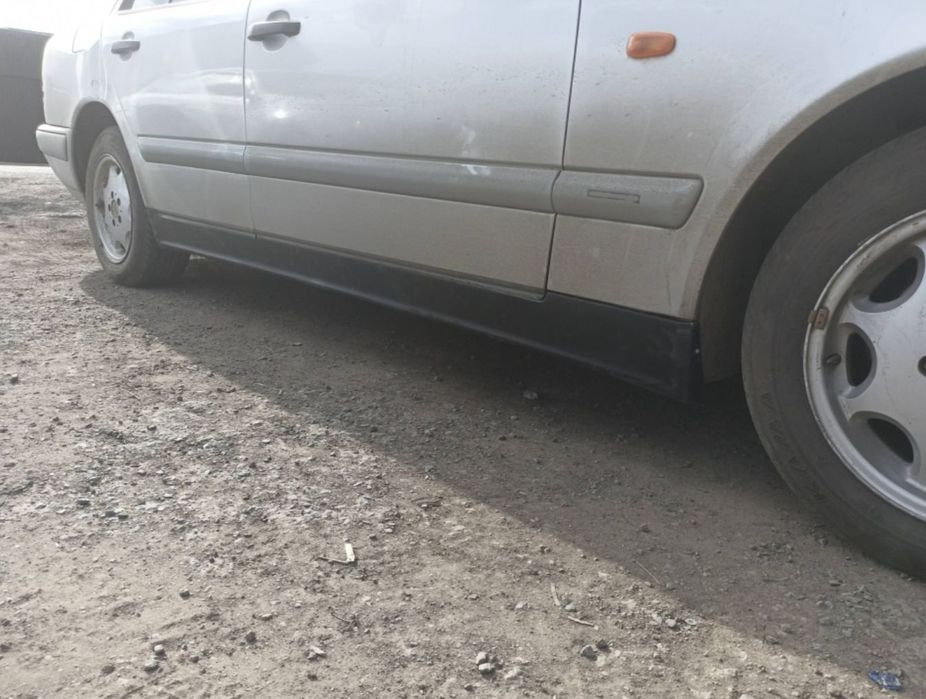 Мерс w210 рестайлинг сток пороги