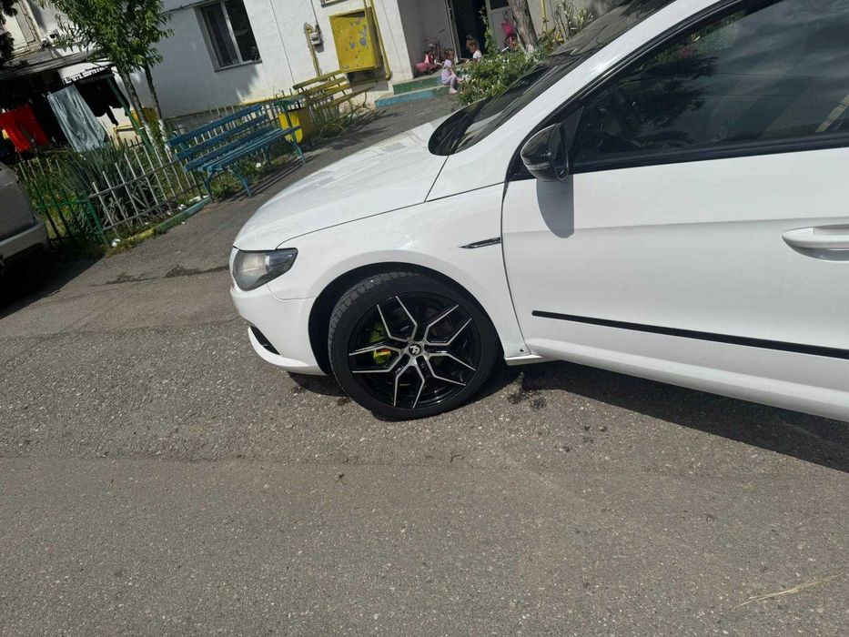 Pasat cc 5 locuri