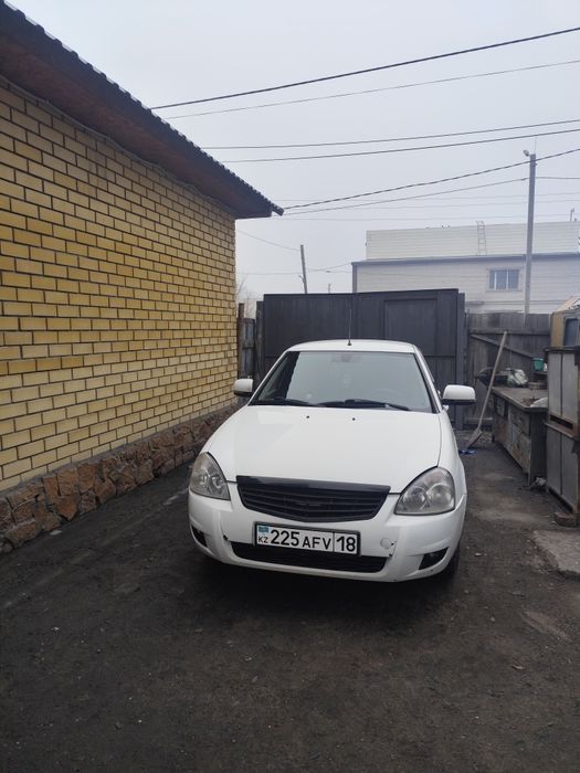 Продам Приора 2014