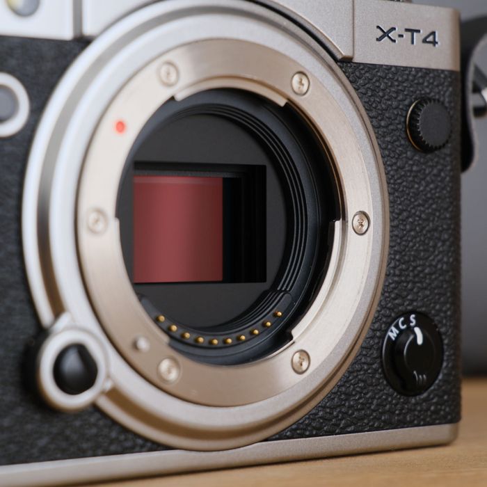 Fujifilm X-T4 Body, Silver, ca nou (900 cadre)