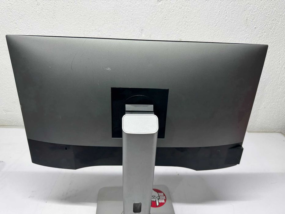 Монитор - Dell U2419H  Full HD (1920x1080) / M6