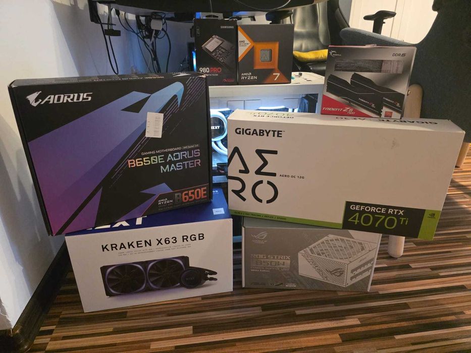 Super PC Gaming 7800x3d, 32GB RAM 6000 CL30, RTX 4070 Ti, 2TB SSD M.2