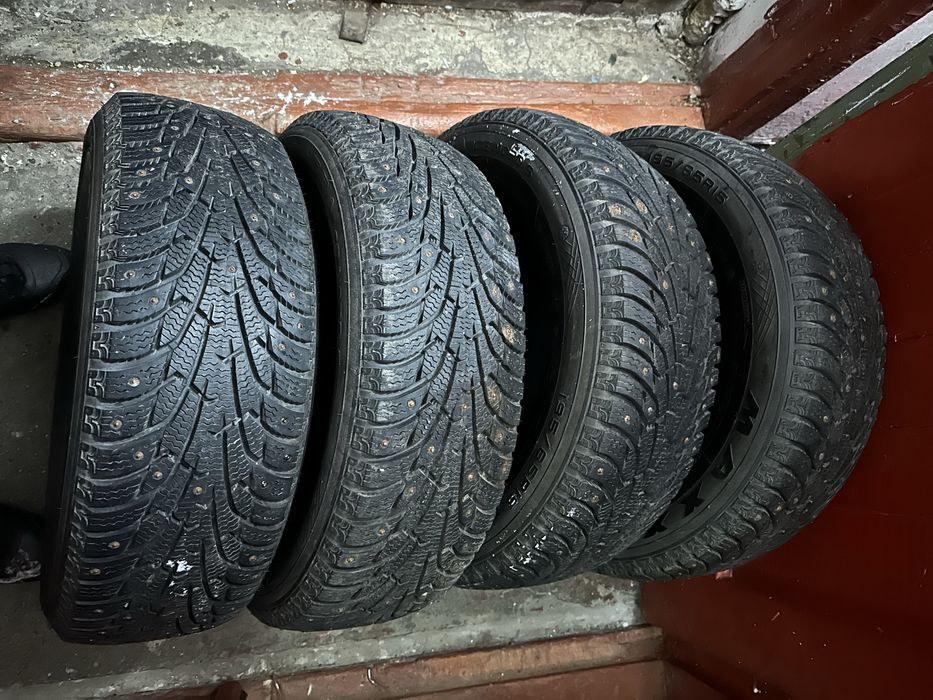 Maxxis R15 195/65 шипованные шины