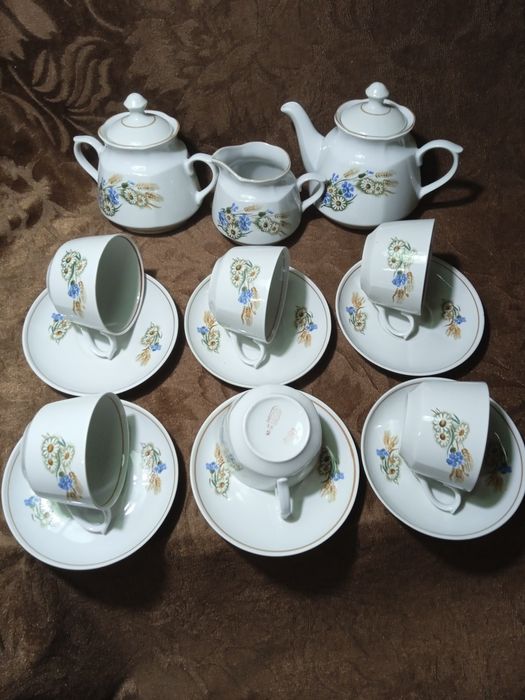 Чайный сервиз на 6 персон