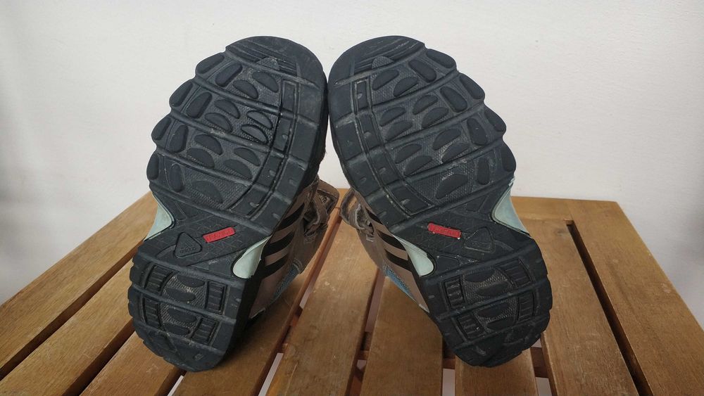 Ботуши/Боти Adidas Holtanna Snow 27 номер