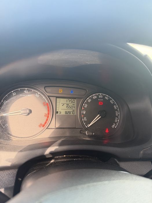 Skoda Fabia 1.2 Benzina 2010 | 83.000km reali | Full Led | Service la zi | Consum mic