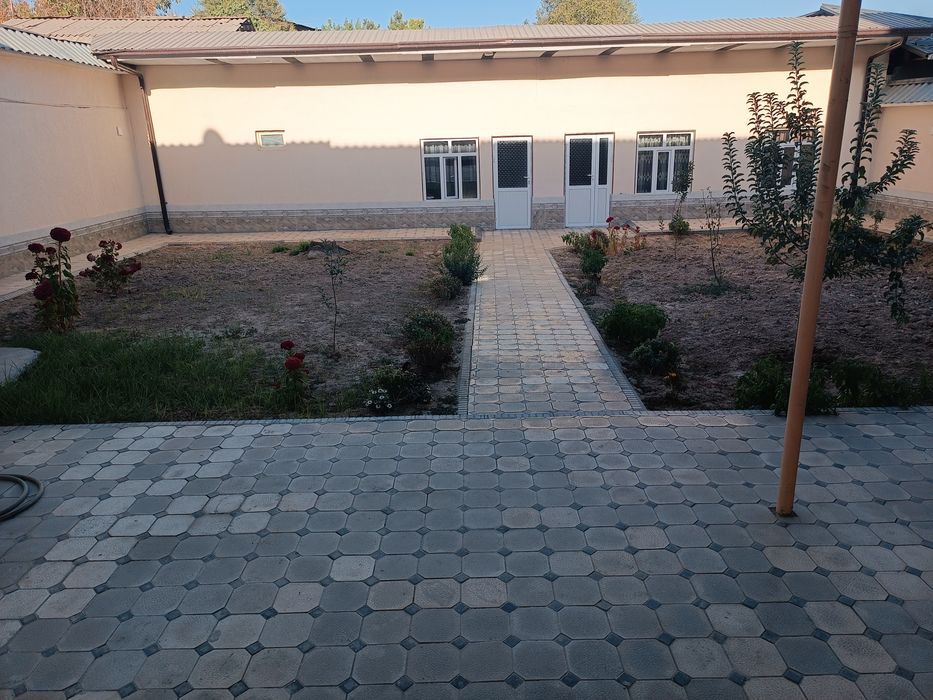 Уч ках  Парвоз ер нархида  6 сот 6 ком 115000 ИПОТ