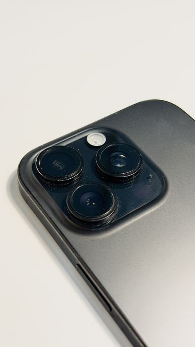 Срочно продам Айфон 16 про