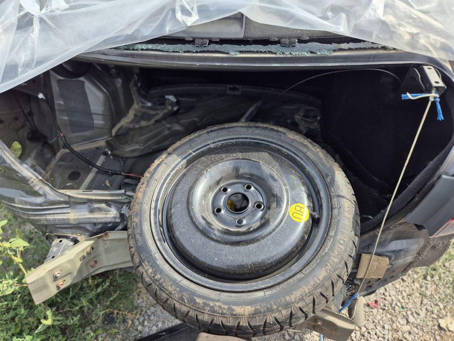 Тойота Авенсис Toyota Avensis 2013;1.8i