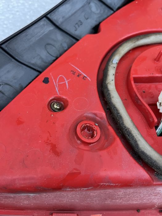 Задний фонарь маджеста