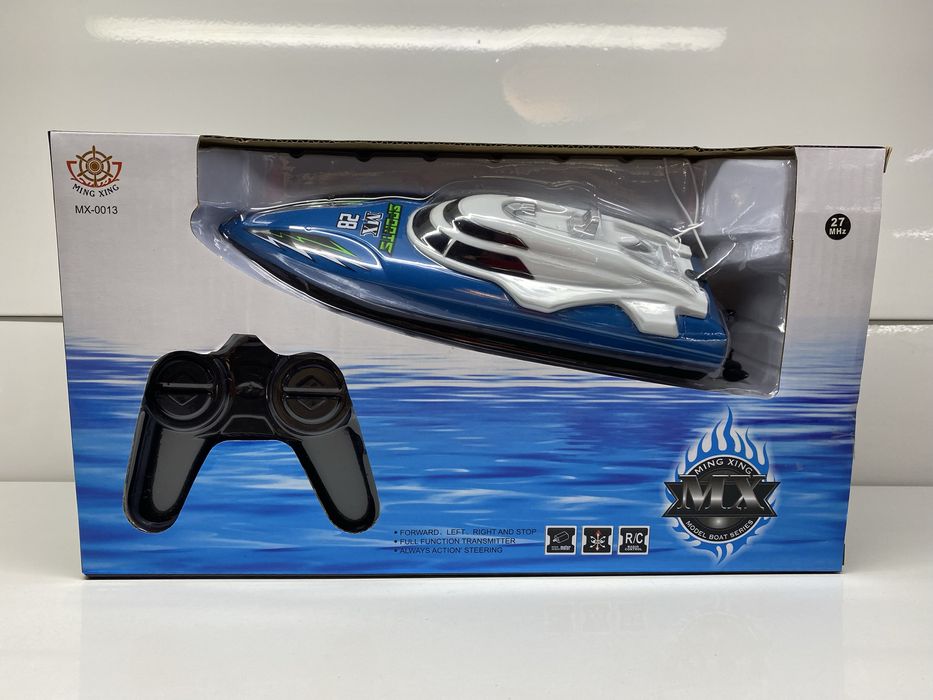 Радиоуправляемый катер