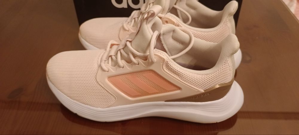 Кроссовки Adidas оригинал 37 размер