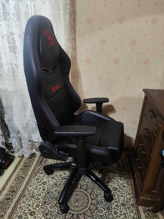 Кресло игровой. Почти новый