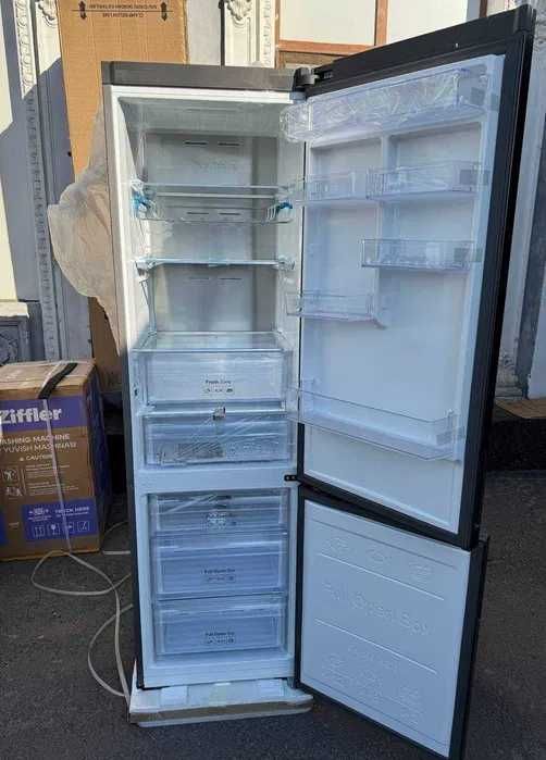 Холодильник Samsung RB37P5491B1 No Frost Inverter SpaceMax 367 л