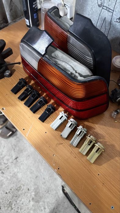 Задние фонари BMW E36