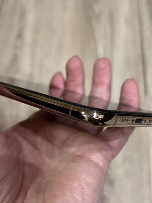 Iphone XS без драскотини