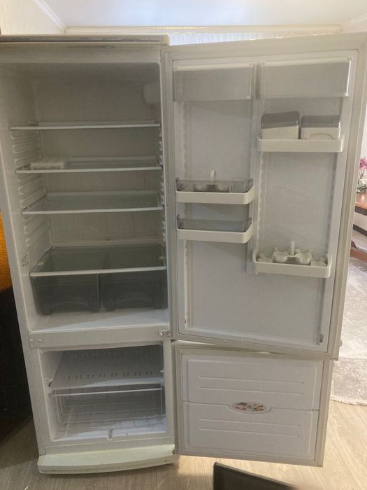 Продам холодильник