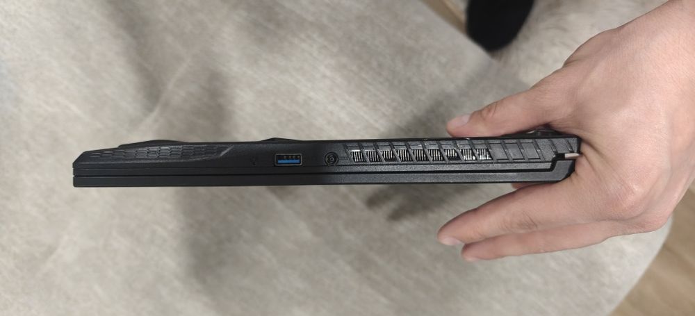 MSI GF63 thin MS16R5