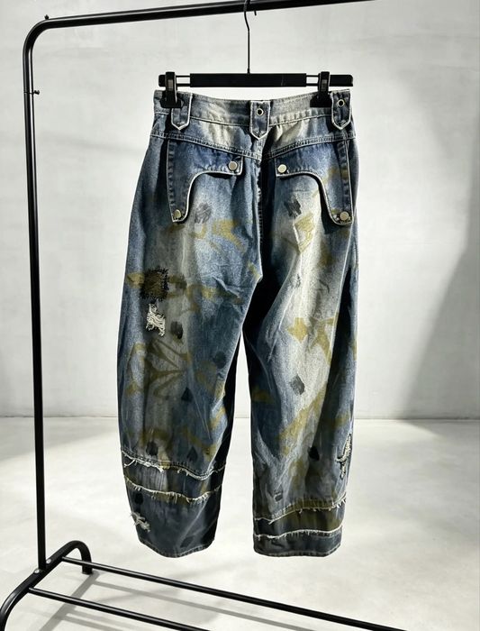 Blugii au o croială foarte largă baggy / barrel fit  .Disponibili in mai multe marimi