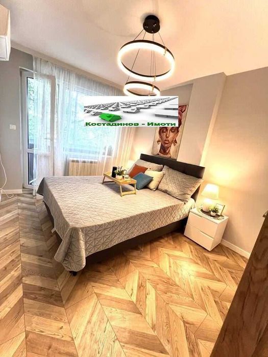 Продава се Тристаен апартамент в Пловдив, Христо Смирненски - 97 кв.м за 2269 €/кв.м - Снимка #7