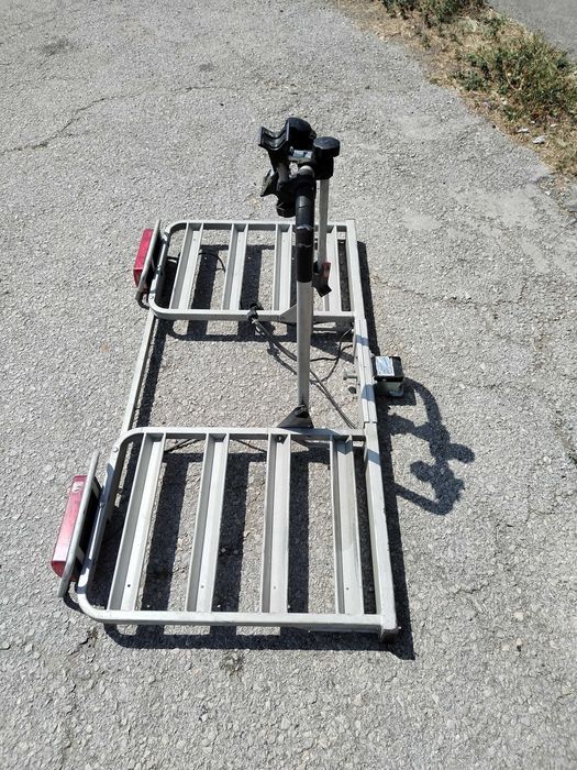 Багажник за велосипеди за теглич за 4 броя колелета