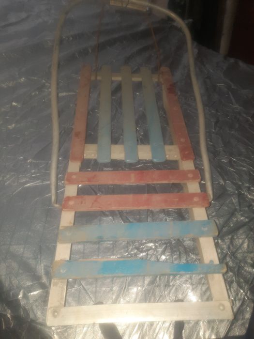 Продам санки 2шт