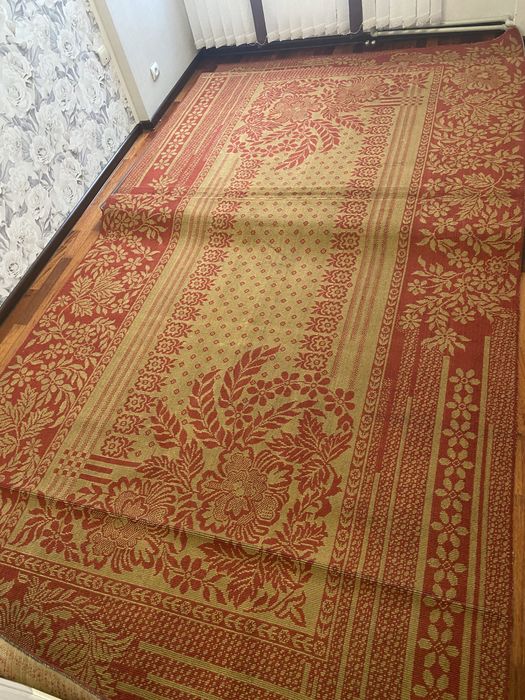 Продам советский ковер 2 на 4 метра