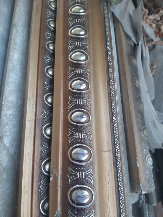 Деревянные багеты для оформления