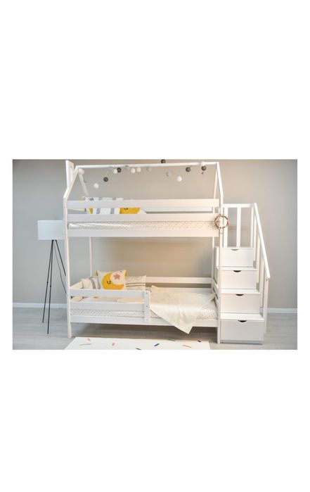 Двухярусная кровать