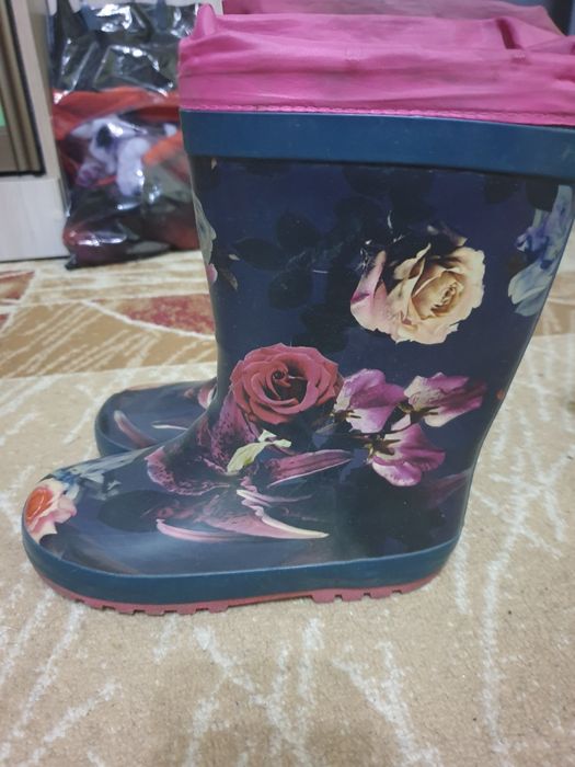 Сапоги резиновые на девочку 32р-р