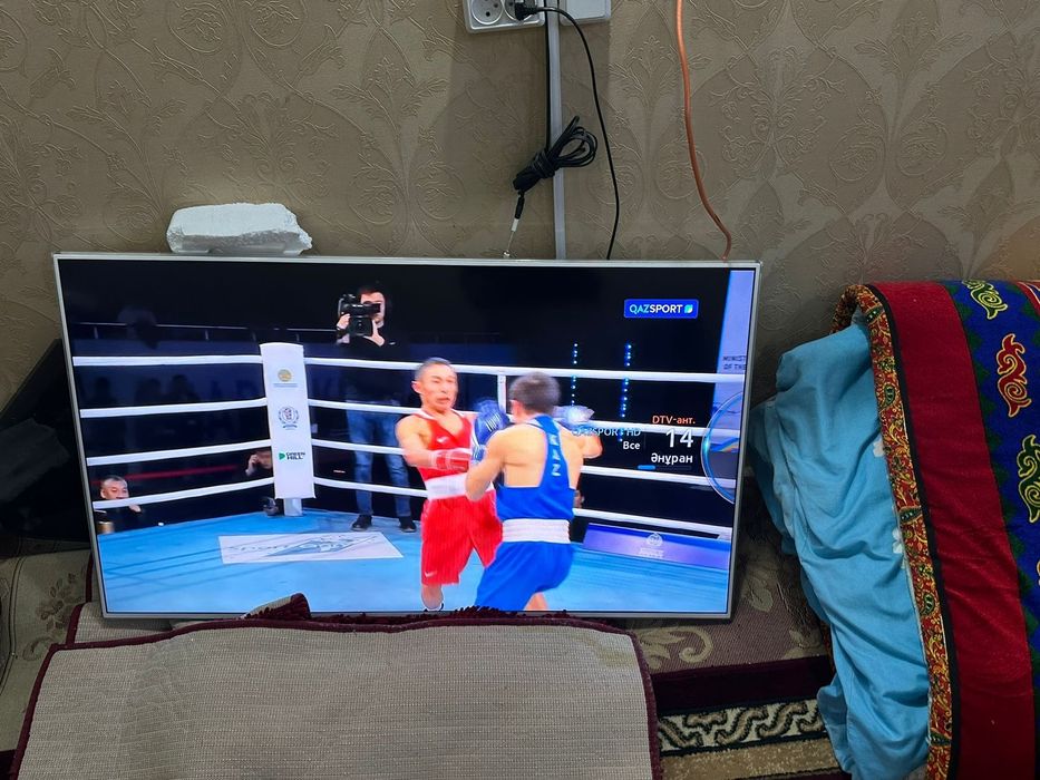 Телевизор самсунг 117см смар тв