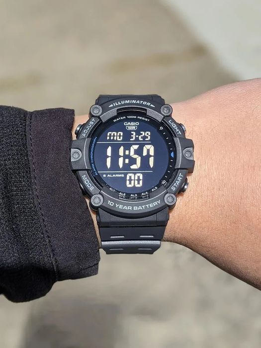 Продам мужские часы Casio