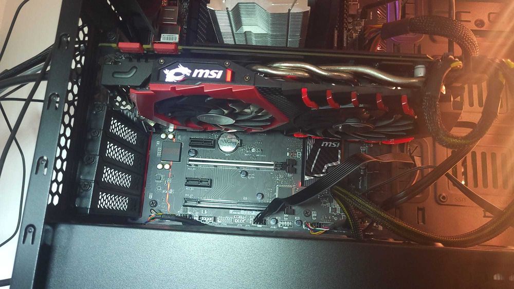 Sistem PC Gaming Intel® Core™ i7 6700K  GeForce GTX 1070 GAMING X